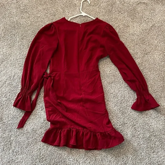 2/$40 VDAY Women wine red ruffle front wrap dress long sleeve burgundy medium - Picture 7 of 11